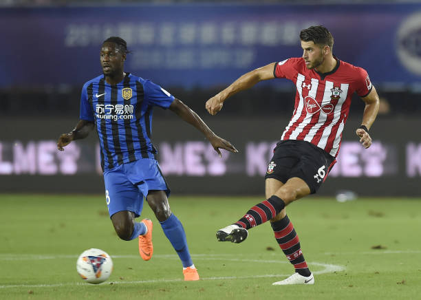 步跨越国界 步跨越国界