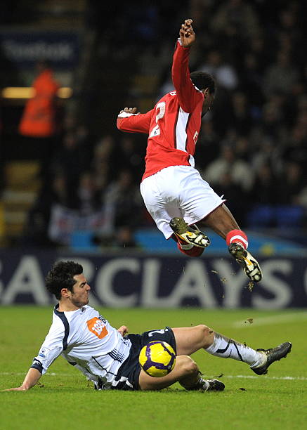 莱昂纳德并 莱昂纳德并