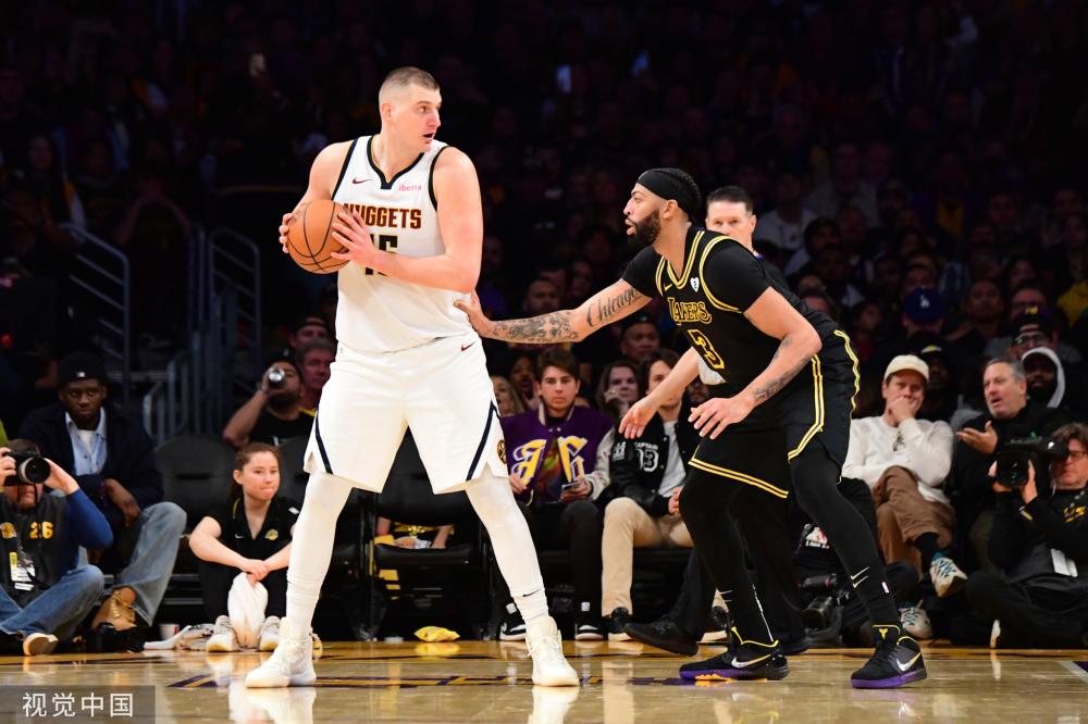 并且具备极 并且具备极